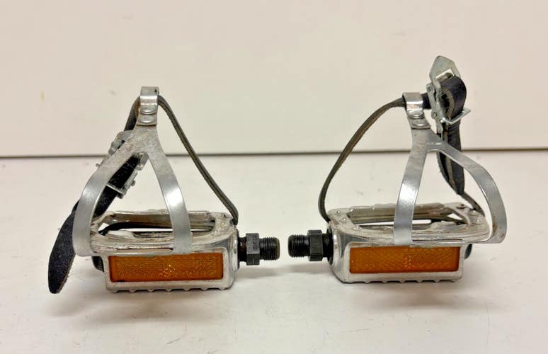Vintage MKS-707 Silver Aluminum Platform Pedals MKS Cages 9/16" Axles CLEAN