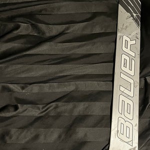 Senior Bauer gsx Full Right Goalie Stick 25" Paddle (Used)