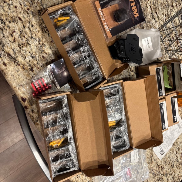 New huge lot of hunting pew pew accessories