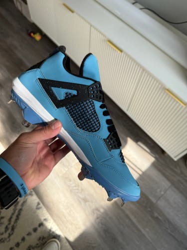 Custom Baseball Cleats