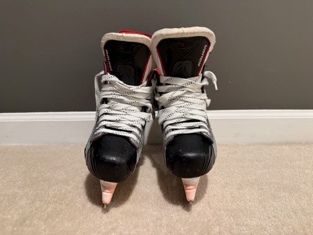 2015 Bauer Vapor X900 Hockey Skates Extra Wide Width 7.5 (Used)