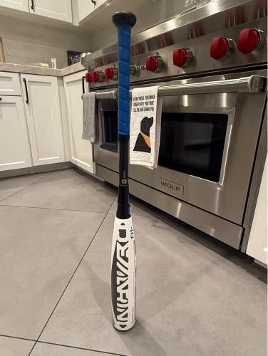Almost new 2017 DeMarini CF Zen USSSA Certified Composite 30” 20oz 2 3/4” -10 Not Retooled