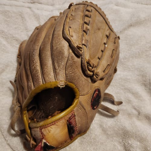 Rawlings RH Bill Madlock GJ40 Signature Series Baseball Glove 12.5" (Used)