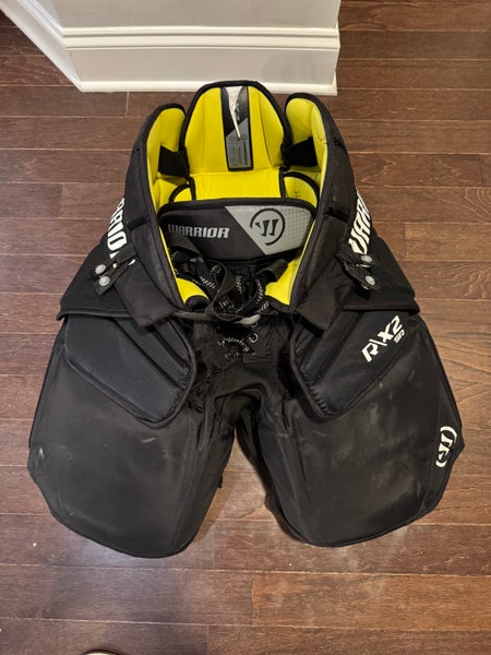 Senior Medium Warrior Ritual X2 Hockey Goalie Pants (Used)