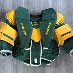 Clarkson Large Bauer pro series Goalie Chest Protector Pro Stock Parker (Used)