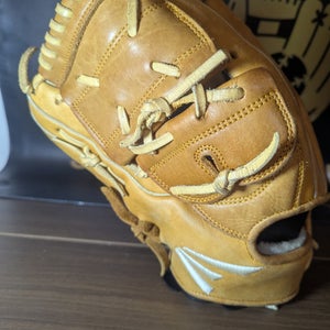 LH Easton Flagship Baseball Glove 12" (Used)