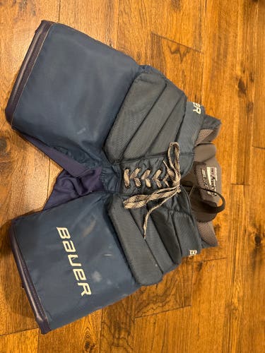 Intermediate Medium 2023 Bauer Elite Hockey Goalie Pants (Used)