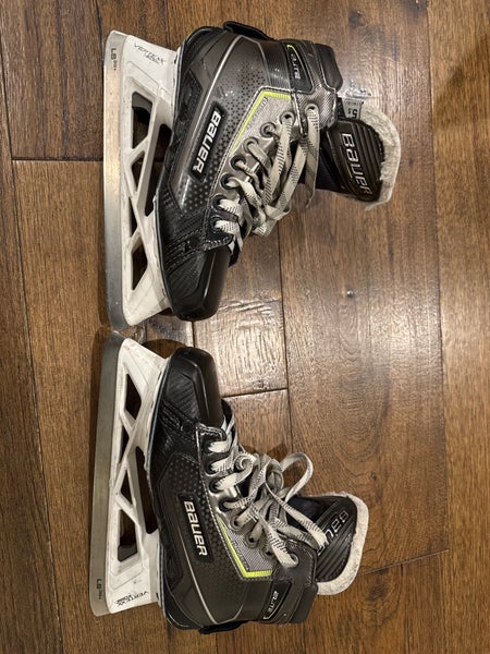 Bauer Elite Hockey Goalie Skates Size 5.5 (Used)