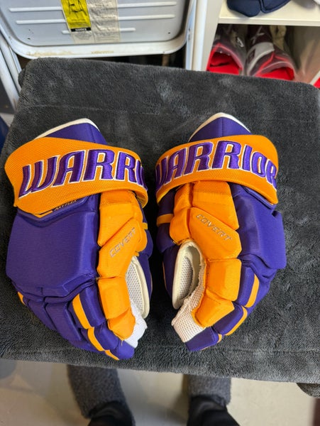 LA Kings Reverse Retro Warrior Covert QRE Gloves 14" Pro Stock (New)