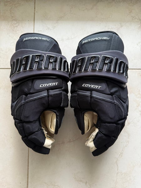 Tampa Bay 3rd alternate Warrior Covert QRE Gloves 14" Pro Stock (Used)