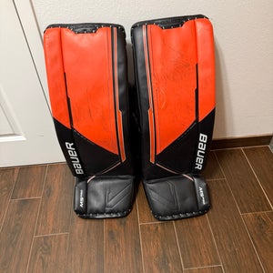 Medium Bauer Supreme M5 Pro Goalie Leg Pads (Used)