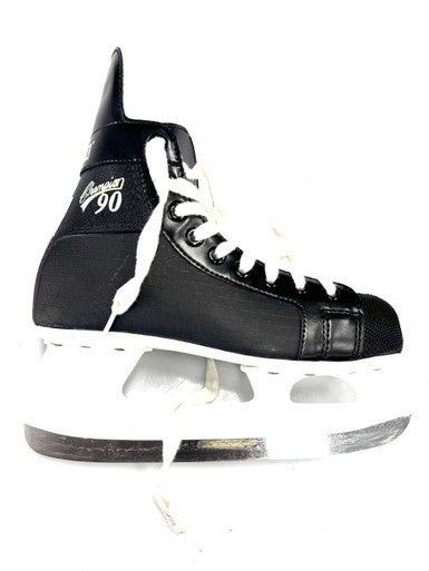 Used CCM CHAMPION 90 Intermediate Hockey Skate Intermediate 5.0 11860-S000301038