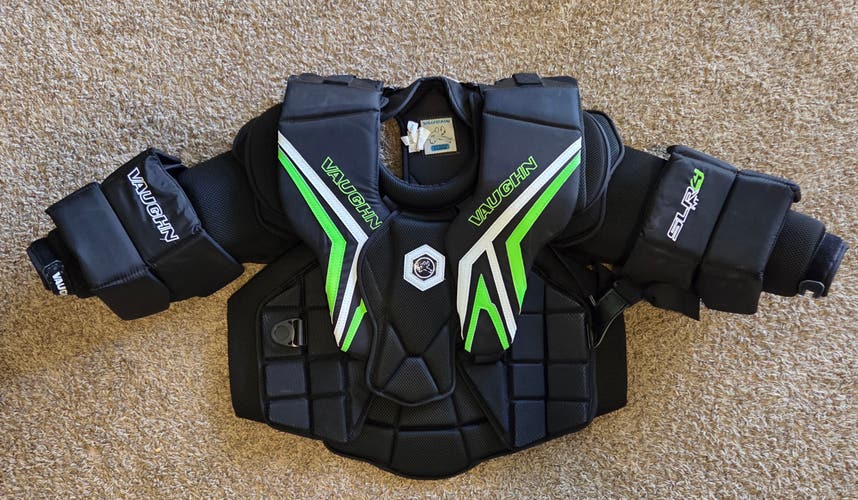 Intermediate XL Vaughn SLR4 Goalie Chest Protector (Used-Like New)