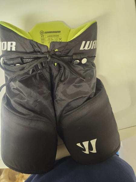 Youth Large Warrior ALPHA LX20 Hockey Pants (Used)