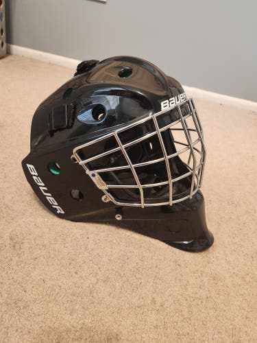 Junior 2017 Bauer NME 4 Goalie Mask (Used)