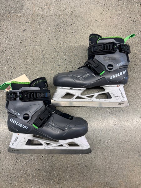 Junior Bauer Konekt HF2 Hockey Goalie Skates Regular Width Size 2 (Used)