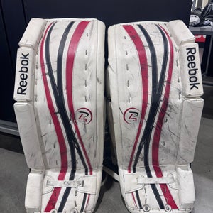 Reebok Premier 4 14K Goalie Leg Pads | Junior 28" (Used)