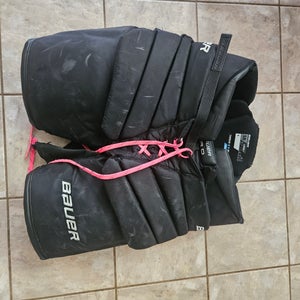 Senior Large 2023 Bauer Pro Hockey Goalie Pants (Used)