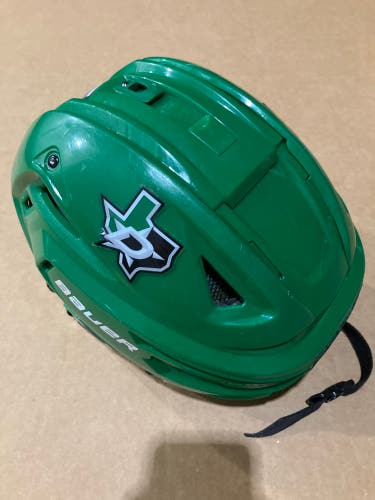 Green Small Bauer Re-Akt 150 Helmet (Used)