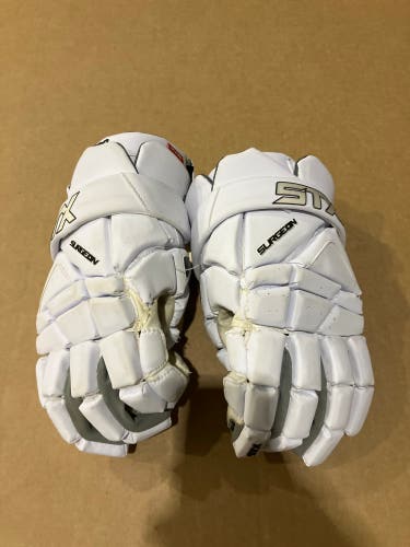 White STX Surgeon 700 Lacrosse Gloves Large (Used)
