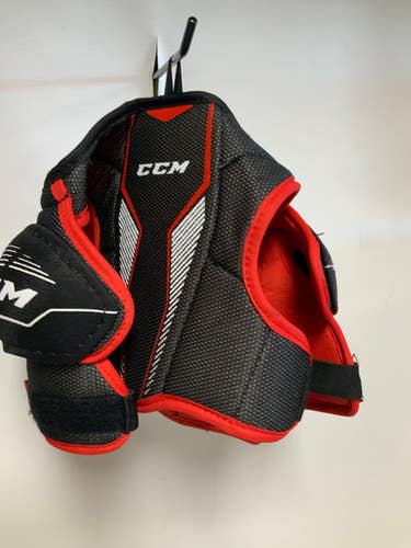 Used CCM FT350 Youth Shoulder Pads MD 11823-S000035926