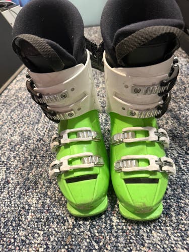 Mondo 22 & 22.5 Unisex Dalbello Scorpion DRS 60 Ski Boots (Used)
