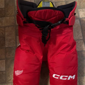 Men's Senior Large CCM HPTK Hockey Pants Pro Stock (Used)