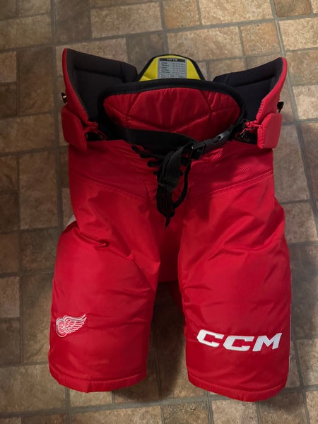 Men's Senior Large CCM HPTK Hockey Pants Pro Stock (Used)