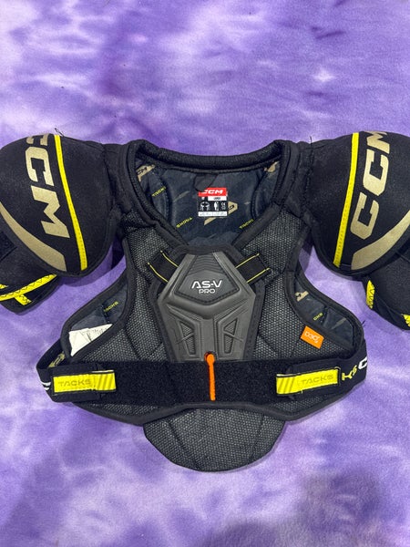 Large Youth CCM Tacks AS-V Pro Shoulder Pads (Used)