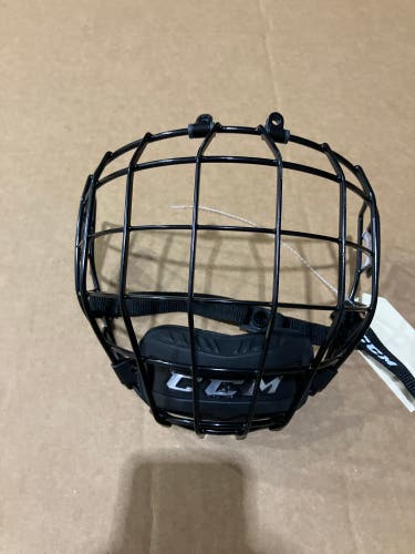Small Senior CCM FM680 Cages, Visors & Shields Full Cage (Used)