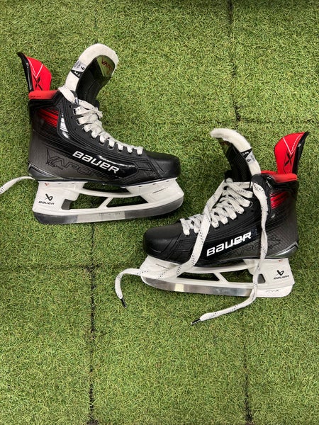 Senior Bauer Vapor X5 Pro Hockey Skates 9.0 | Fit 2 (Used)