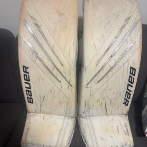 Medium Bauer Hyperlite Goalie Leg Pads (Used)