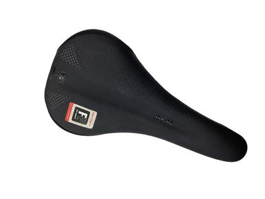 Wilson Used Brown Right Hand Throw 10" Baseball Glove