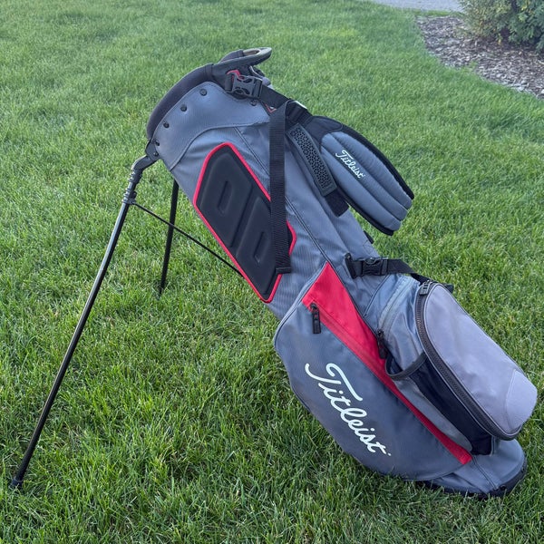 Men's Titleist Players 4 Bag (Used)