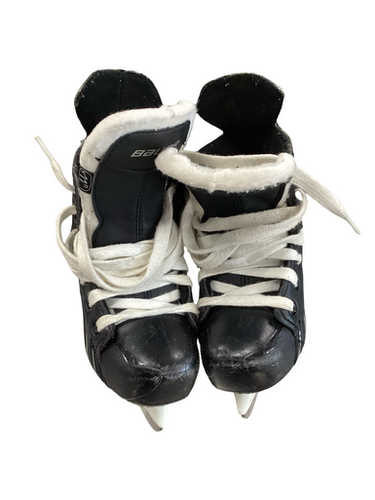 Rawlings Used Black Right Hand Throw 12.5" Baseball Glove