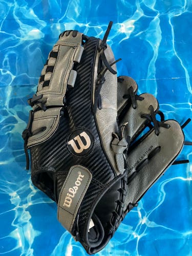 Wilson A360 RH Outfield Baseball Glove 12.5" (Used)