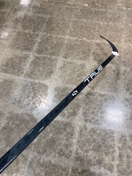 Senior True Hockey Stick Right Handed T92.5 55 Flex (Used)