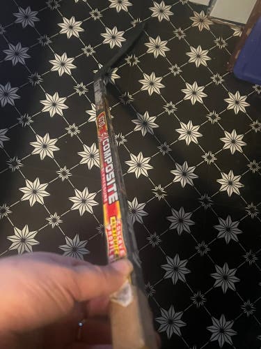 Youth Franklin Right Handed Hockey Stick 50 Flex (Used)