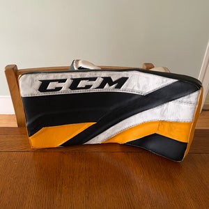 CCM Axis Pro Regular (Used)