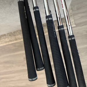 Men's 101 Left Hand Iron Set Steel Shaft (Used)