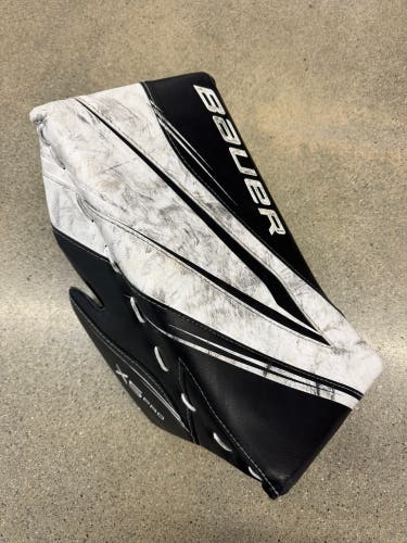 Intermediate Bauer Vapor X5 Pro Goalie Gloves & Blockers Regular (Used)