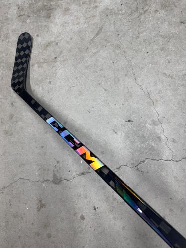 75 Flex P28M Senior CCM Jetspeed FT7 Pro Right Hand Hockey Stick Pro Stock NHL (New)