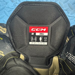 Senior Small CCM Tacks AS-V Hockey Pants (Used)