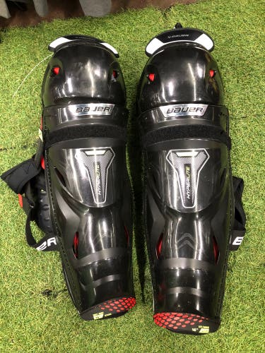 Senior Bauer Vapor Hyperlite Shin Pads 16" (Used)