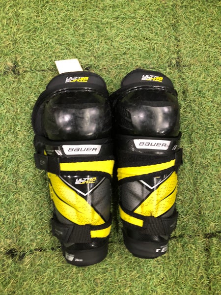 Youth Bauer Supreme UltraSonic Shin Pads 8" (Used)
