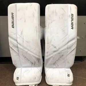 Junior Small Bauer Supreme S27 Goalie Leg Pads (Used)