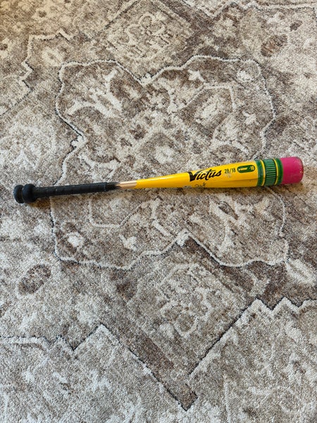 2025 Victus USABat Certified Bat (-10) 18 oz 28" (Used)