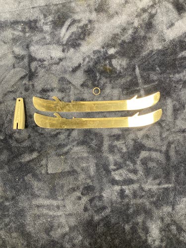 Bauer Fly-X Holders, Runners, & Replacement Steel Blades 246 mm (Used)