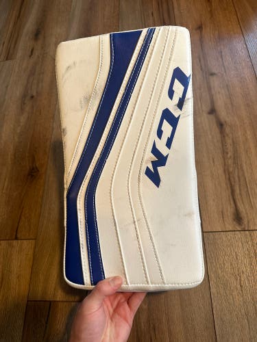 CCM Premier R1.9 Regular (Used)