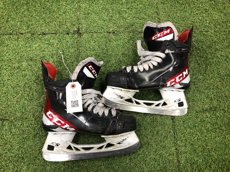 Intermediate CCM JetSpeed FT485 Hockey Skates 6.5 (Used)